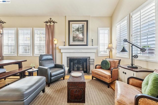 3158 Persimmon Cir, Pleasanton, CA 94588