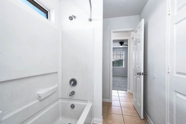 9435 Silver Beryl Lane, Rosharon, TX 77583