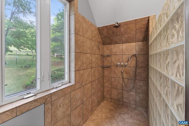 5407 TURKEY SAG RD, Keswick, VA 22947