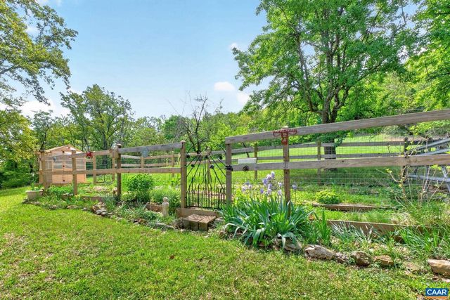 5407 TURKEY SAG RD, Keswick, VA 22947