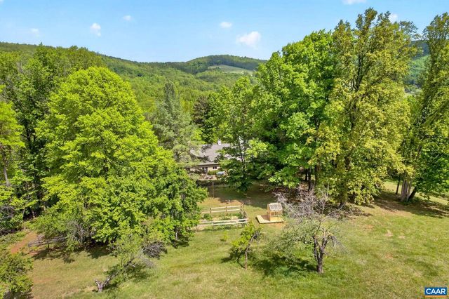 5407 TURKEY SAG RD, Keswick, VA 22947