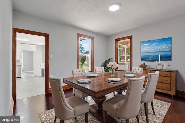 2481 BROAD ST, York, PA 17408