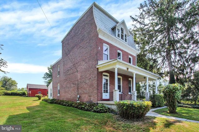 2481 BROAD ST, York, PA 17408