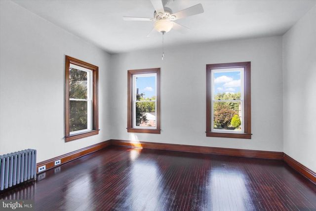 2481 BROAD ST, York, PA 17408