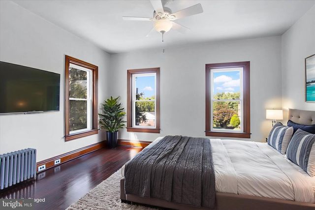 2481 BROAD ST, York, PA 17408