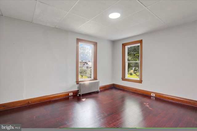 2481 BROAD ST, York, PA 17408