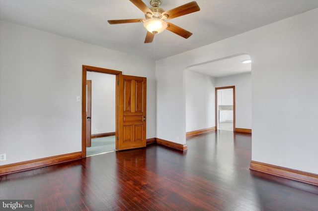 2481 BROAD ST, York, PA 17408