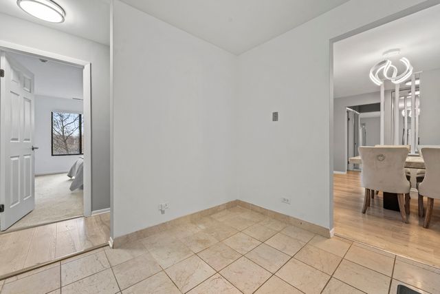 2150 Valencia Drive 314A, Northbrook, IL 60062