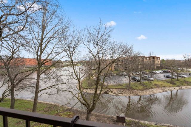 2150 Valencia Drive 314A, Northbrook, IL 60062