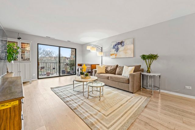 2150 Valencia Drive 314A, Northbrook, IL 60062