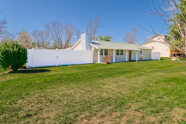 2634 S Hickory Leaf Drive, Bloomington, IN 47403