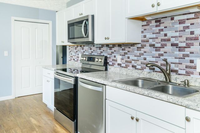 2634 S Hickory Leaf Drive, Bloomington, IN 47403