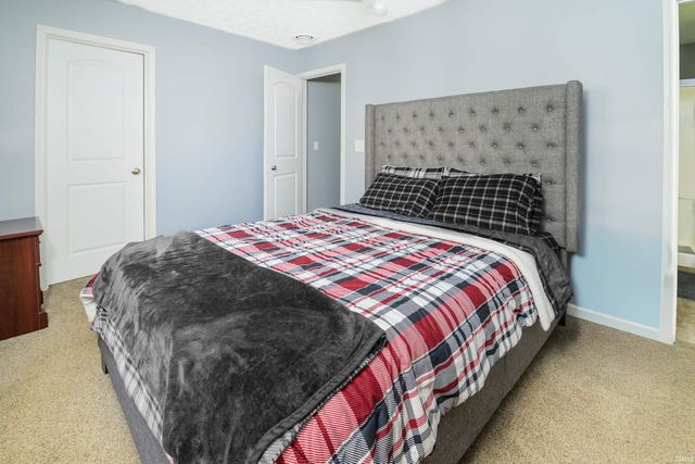 2634 S Hickory Leaf Drive, Bloomington, IN 47403