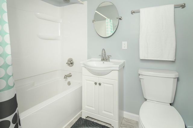 2634 S Hickory Leaf Drive, Bloomington, IN 47403