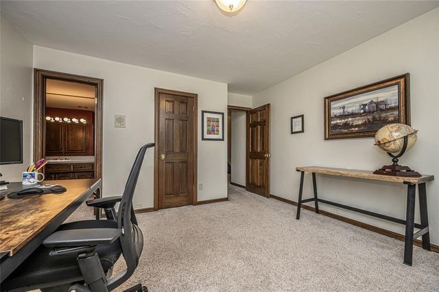 1504 Canary Place, Edmond, OK 73034