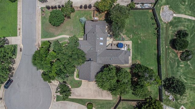 1504 Canary Place, Edmond, OK 73034