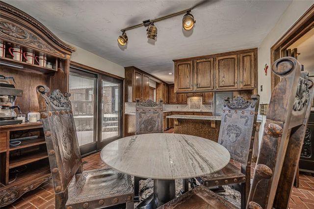 1504 Canary Place, Edmond, OK 73034