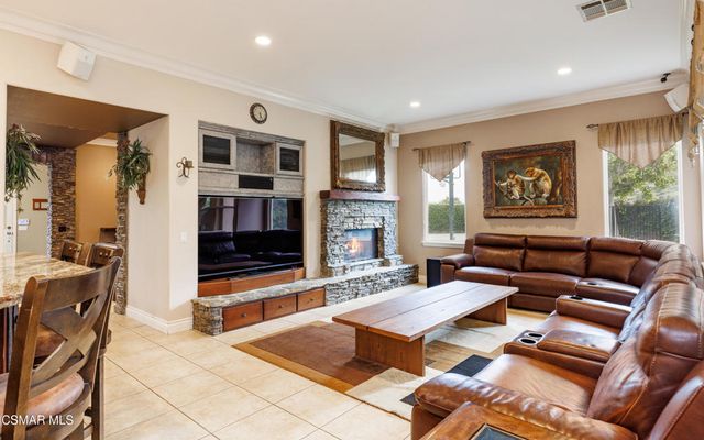 3261 Indian Creek Place, Simi Valley, CA 93063