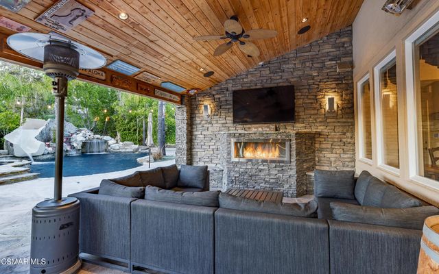 3261 Indian Creek Place, Simi Valley, CA 93063