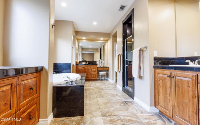 3261 Indian Creek Place, Simi Valley, CA 93063