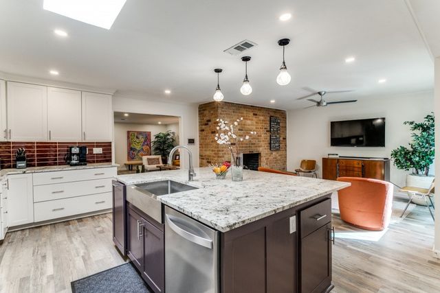 9807 Airline Road, Dallas, TX 75230