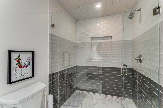 9807 Airline Road, Dallas, TX 75230