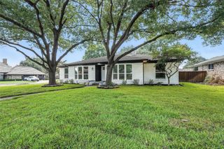 4303 Blackheath Road, Dallas, TX 75227