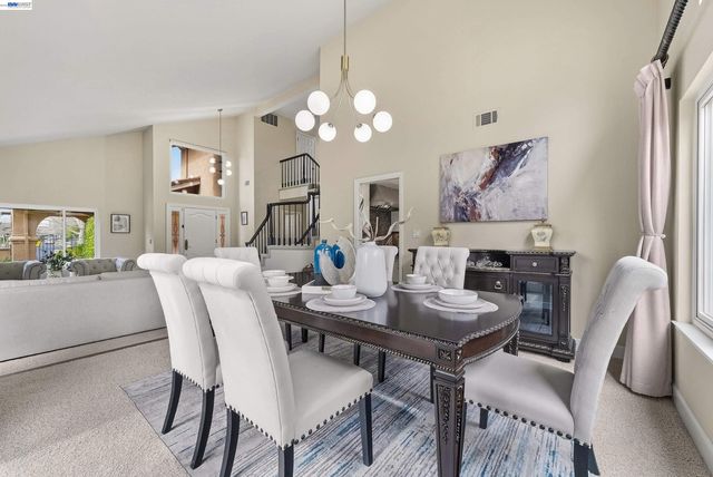 5445 Canyon Crest Dr, San Ramon, CA 94582