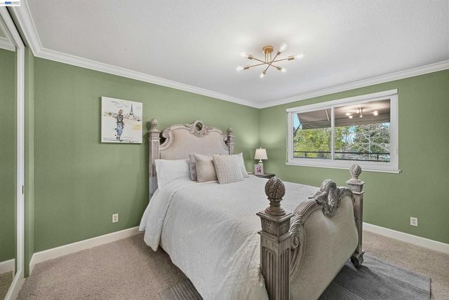 5445 Canyon Crest Dr, San Ramon, CA 94582