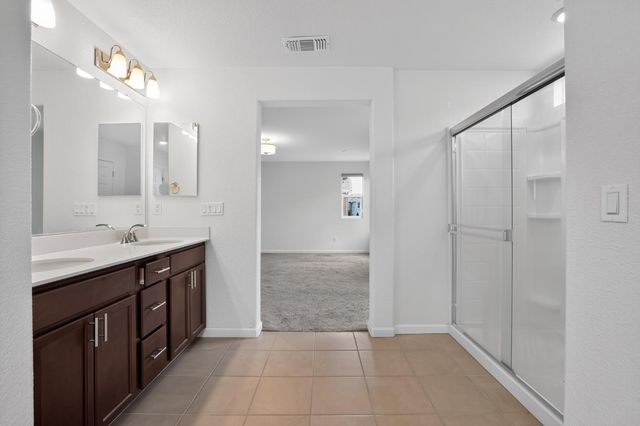 3209 Auburn Leaf Loop, Folsom, CA 95630