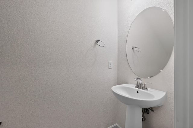 3209 Auburn Leaf Loop, Folsom, CA 95630