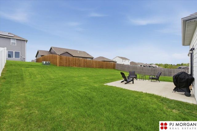 4715 N 210th Avenue, Elkhorn, NE 68022