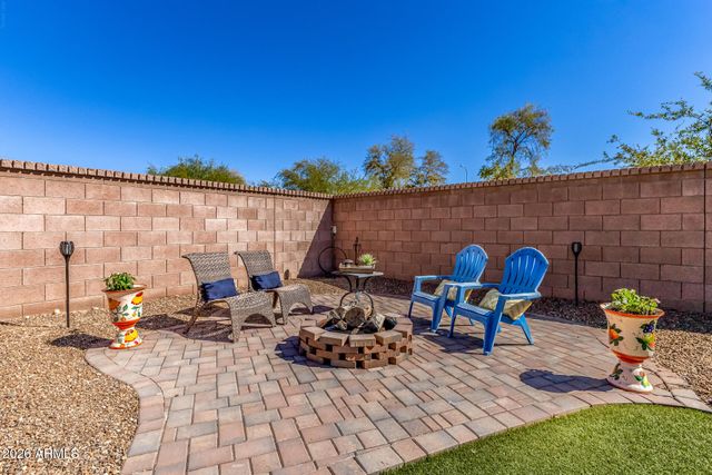 4991 S COTTON Court, Chandler, AZ 85248