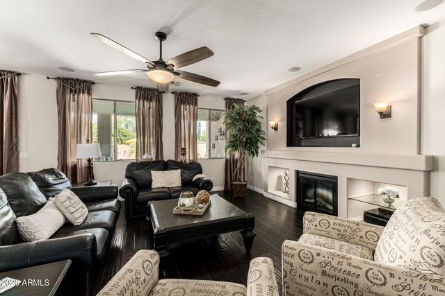 4991 S COTTON Court, Chandler, AZ 85248