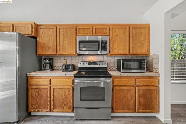 2129 Stratford Ct, Antioch, CA 94509