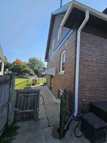 5116 20th AVENUE, Kenosha, WI 53140