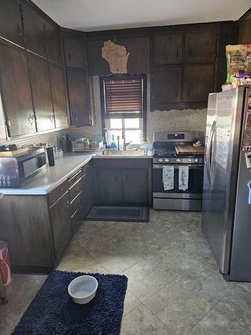 5116 20th AVENUE, Kenosha, WI 53140