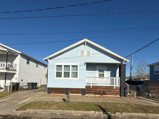 2312 37th Street, Galveston, TX 77550