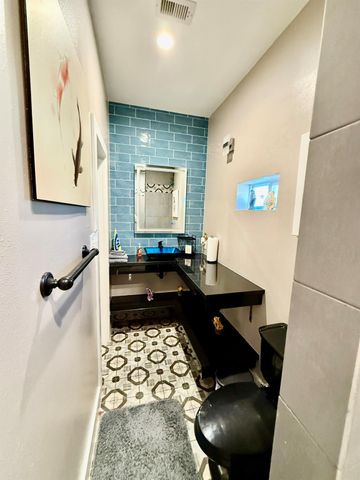 2312 37th Street, Galveston, TX 77550