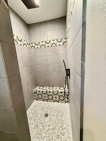 2312 37th Street, Galveston, TX 77550