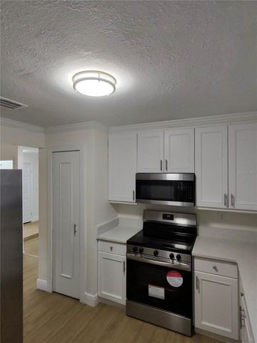 1104 SAGAMORE DRIVE, Seffner, FL 33584