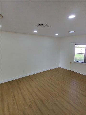 1104 SAGAMORE DRIVE, Seffner, FL 33584