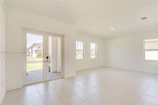 4390 SW 122nd Terrace, Davie, FL 33330