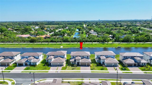 4390 SW 122nd Terrace, Davie, FL 33330