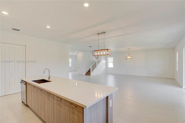 4390 SW 122nd Terrace, Davie, FL 33330