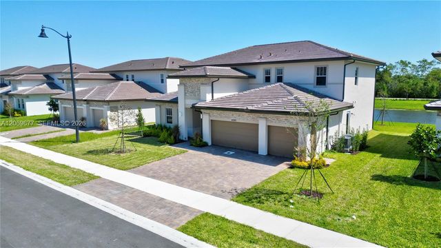 4390 SW 122nd Terrace, Davie, FL 33330