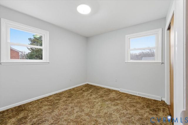 1217 Elmwood Dr, Colonial Heights, VA 23834