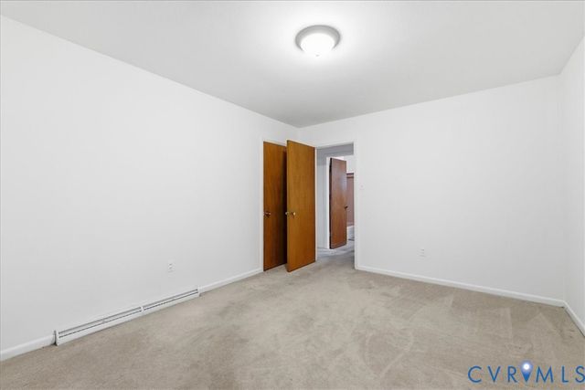 1217 Elmwood Dr, Colonial Heights, VA 23834