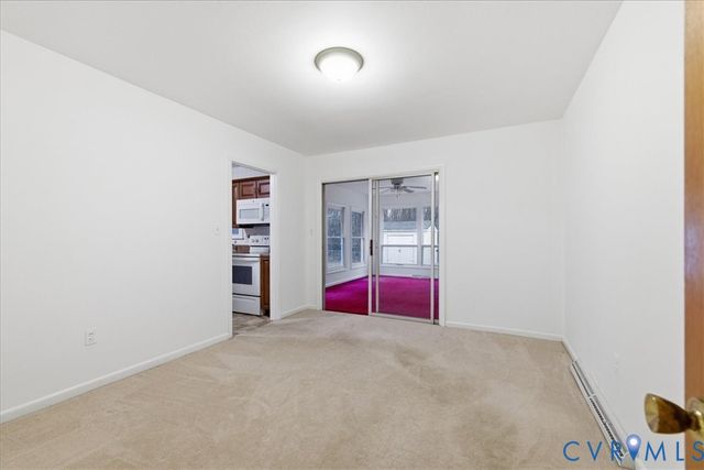 1217 Elmwood Dr, Colonial Heights, VA 23834