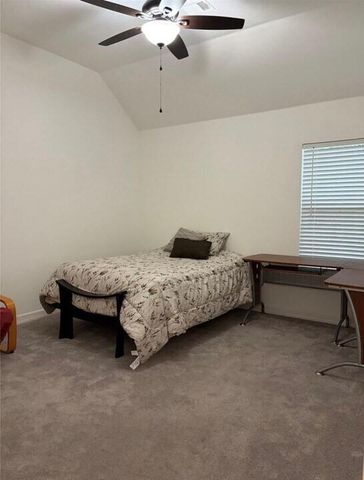 3818 Treasure Island Drive, Montgomery, TX 77356